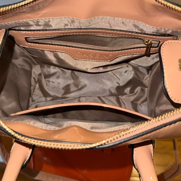 Dasein vinyl faux leather woman’s Handbag - Picture 2 of 3